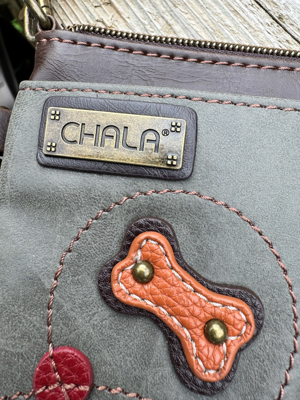 Chala Gray Crossbody Wristlet with Mint Paw and Brown Accents - Picture 3 of 6